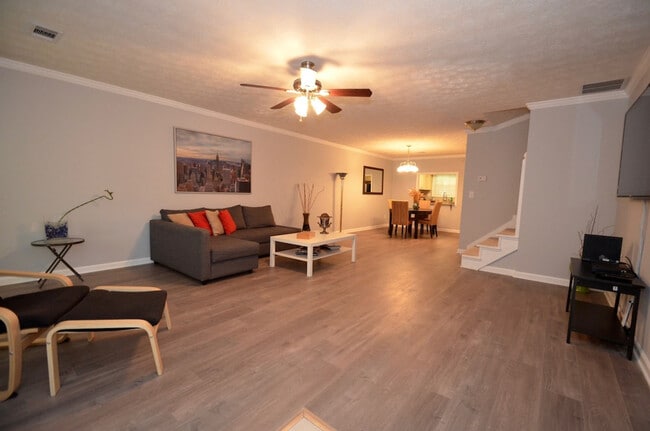 Photo - 846 Park Pl NE Unit SI ID1569847P