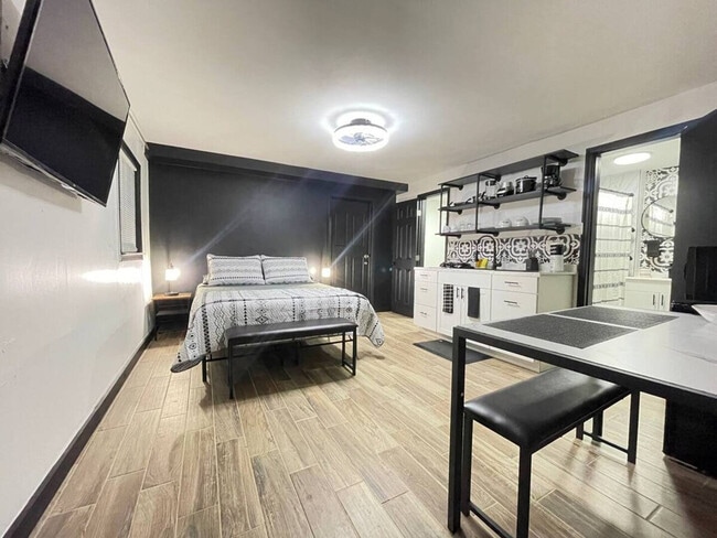 Building Photo - 1731 Grayson Dr Unit ID1094212P