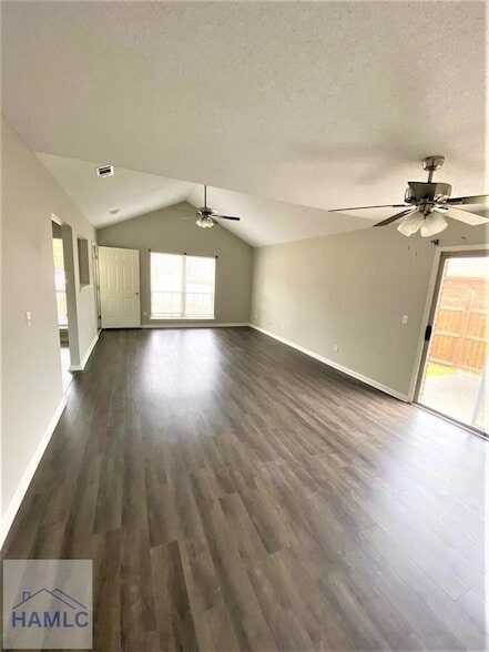 Photo - 1758 Ashton Dr