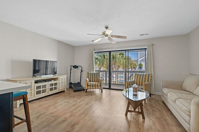 Photo - 76 S Reindeer Rd Unit SI ID1459978P