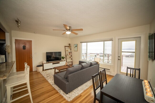 Photo - 2430 Alki Ave SW Unit ID1051258P