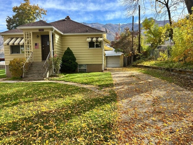 Photo - 3580 Van Buren Ave