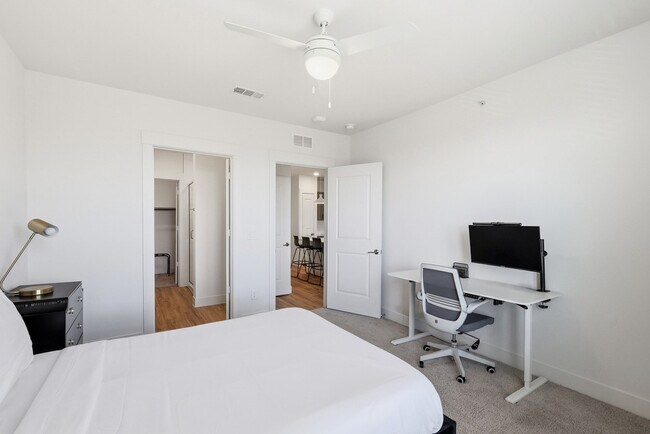 Photo - 15201 Pleasant Rdg Wy Unit SI ID1628117P