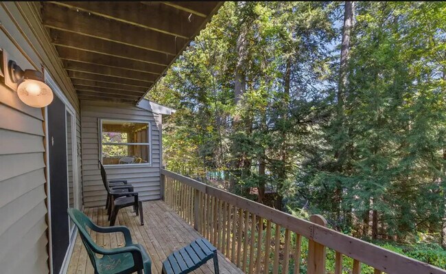 Photo - 89 Pierpont Rd Unit ID1388804P