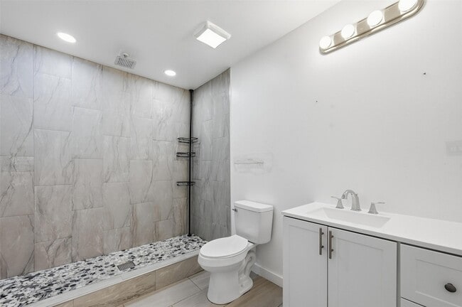 Photo - 1032 Hoke Smith Dr