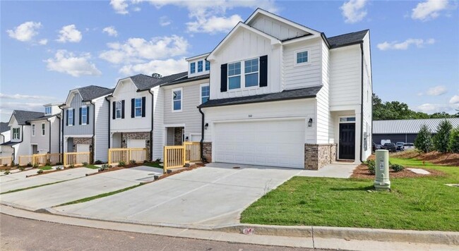 Building Photo - 102 Fairlie Pkwy