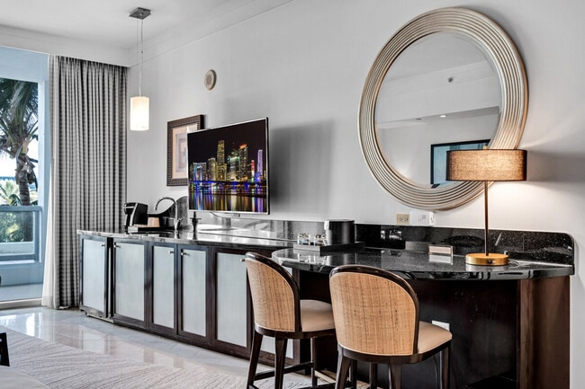 Photo - 4441 Collins Ave Unit SI ID1540552P