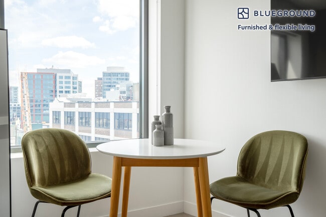 Photo - 775 Beacon St Unit FL7-ID856