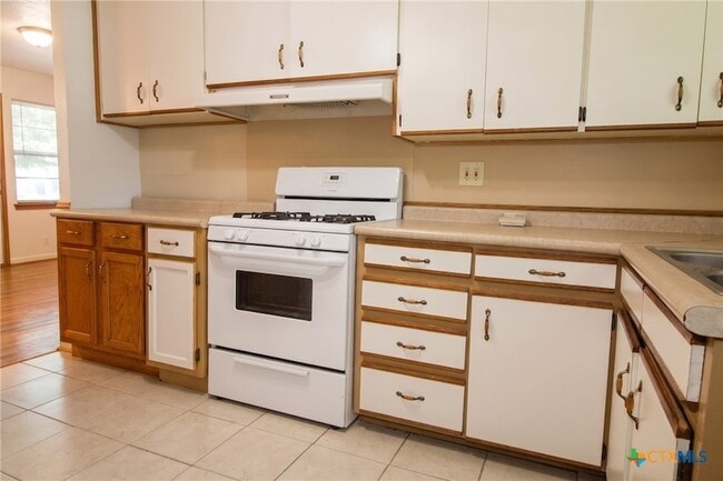 Photo - 606 S 3rd St