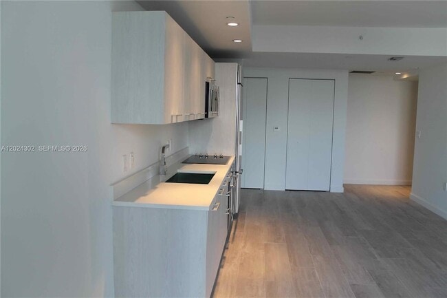 Photo - 45 SW 9th St Unit 2109