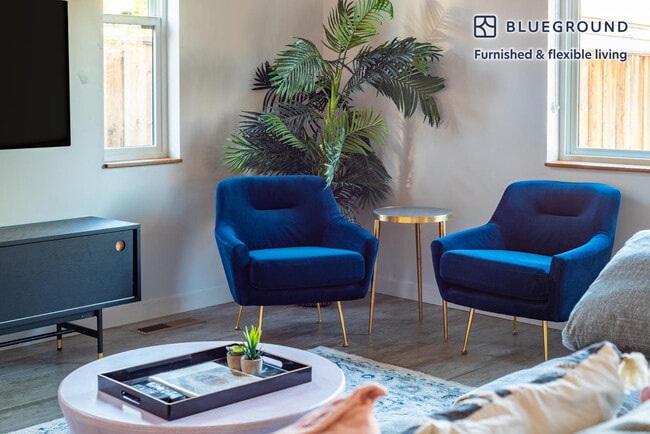 Photo - 760 N 17th St