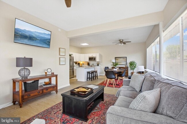 Photo - 1900 Princess Anne St Unit 6