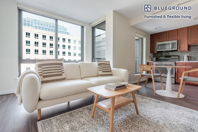 Building Photo - 3444 Fairfax Dr Unit SI FL4-ID1036