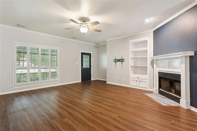 Photo - 658 Pierce Dr