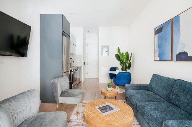 Building Photo - 319 E 14th St Unit ID1062735P