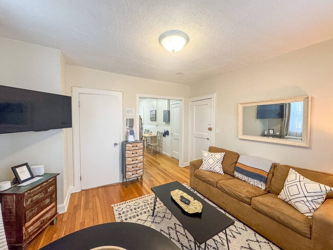 Photo - 191 Kent St Unit SI FL1-ID1238057P