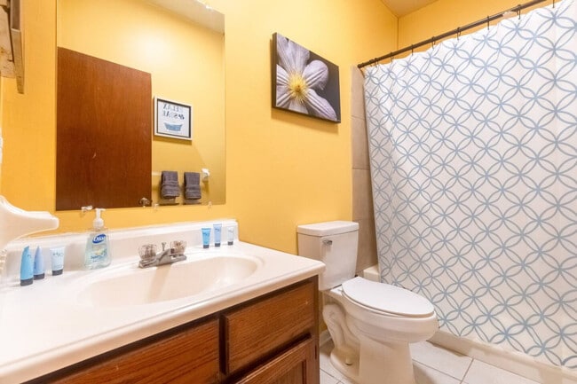 Photo - 408 NW 5th Ave Unit ID1359111P