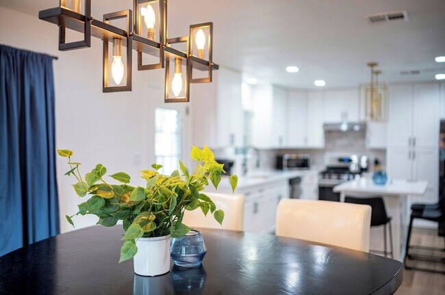 Photo - 10058 Timberoak Dr Unit ID1285757P