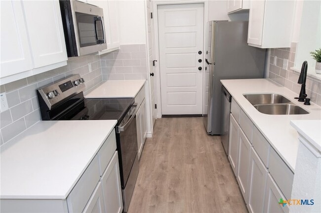 Photo - 921 Ashwood Dr Unit A