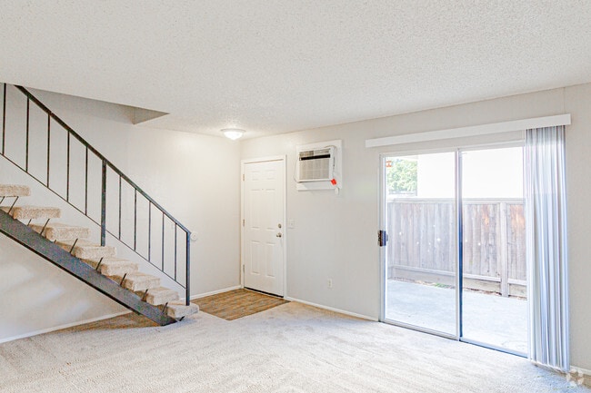 2BR, 1.5BA - 1050 SF - Autumn Oaks Apartments