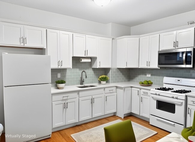 Photo - 139 London St Unit 3