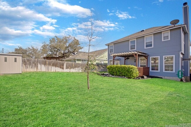 Photo - 2219 Cardigan Hill