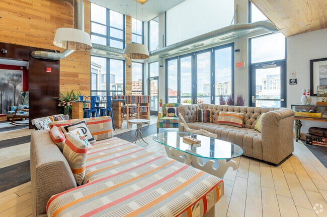 SKYCLUB - Ann Arbor City Club Apartments