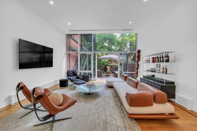 Building Photo - 147 Lexington Ave Unit ID1265790P