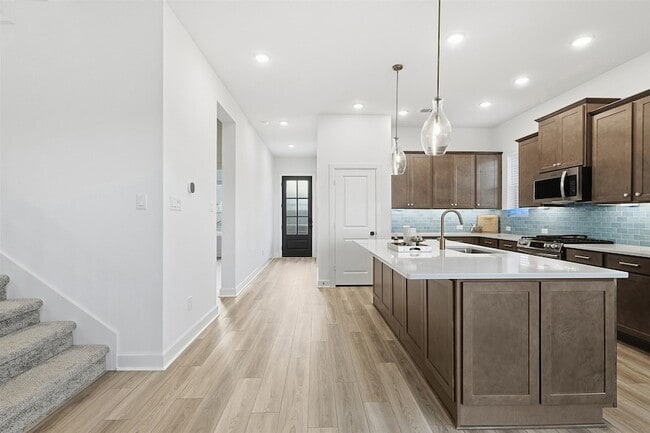 Photo - 5511 Orangery Ln