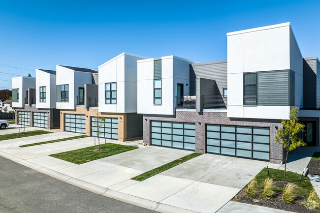 Photo - Vanguard Villas