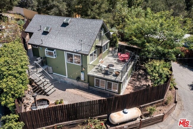 Building Photo - 21549 Summit Trail