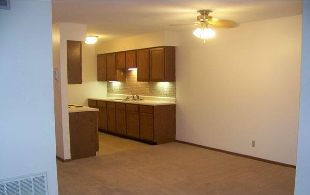 Kitchen and Dining Area - Roselawn Apartments