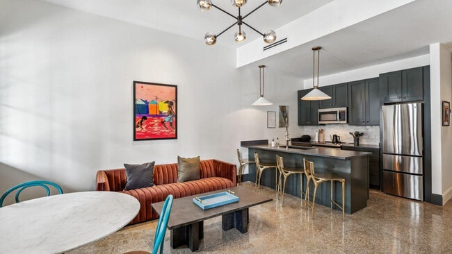 Building Photo - 310 N Rampart St Unit ID1267130P