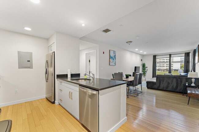 Photo - 601 Albany St Unit SI ID1240341P