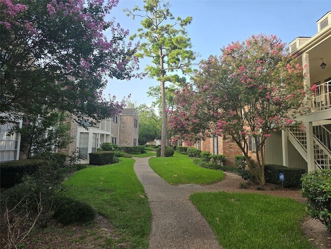 Photo - 12968 Trail Hollow Dr Unit 2968