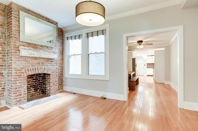 Photo - 1417 G St NE
