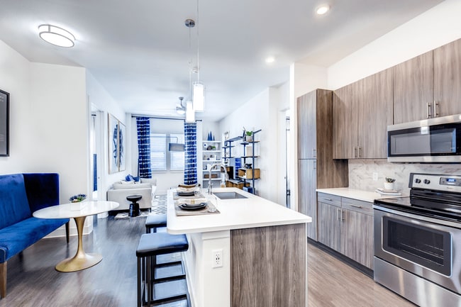 Building Photo - Arabelle Lincoln Station