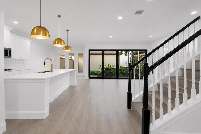 Photo - 6020 Curie Pl