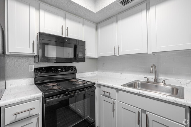 Copperfield Apartments - Kitchen - Copperfield Apartments