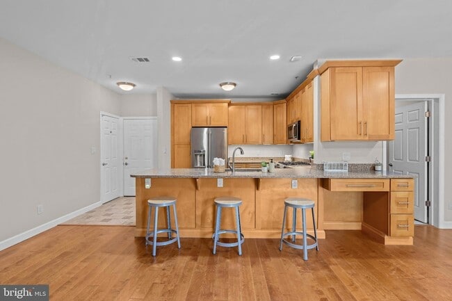 Photo - 1701 Lake Shore Crest Dr Unit 21