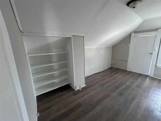 Photo - 931 9th Ave Unit 2