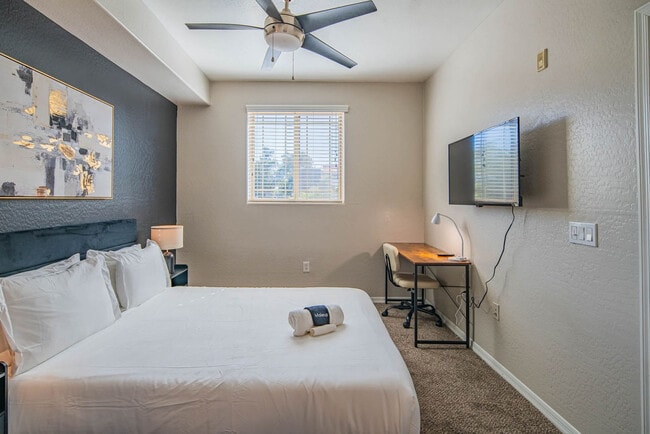 Photo - 1275 E University Dr Unit ID1281428P