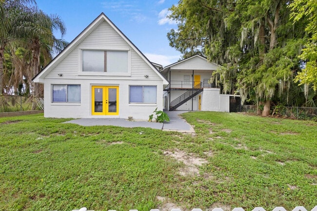 Photo - 1882 Lake St Unit ID1094219P