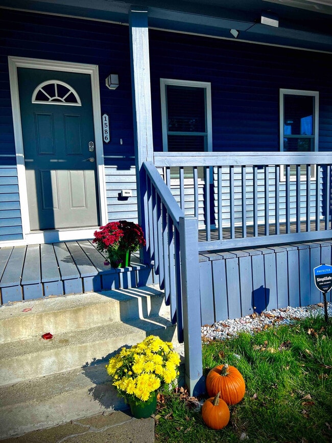 Photo - 1594 Main St Unit SI ID1380183P