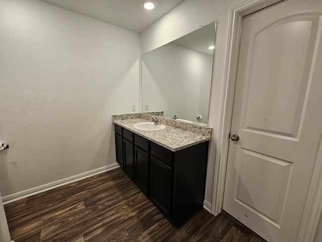 Photo - 17904 Speculator Ln