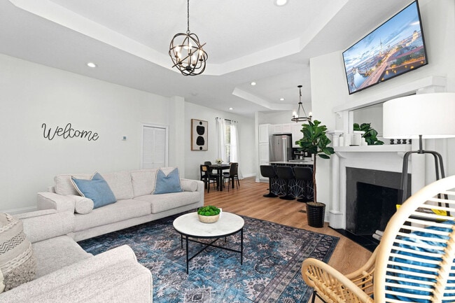 Photo - 1445 N Laura St Unit SI ID1578559P