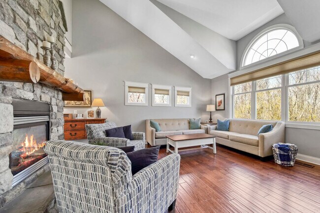 Photo - 86 Osullivan Dr Unit SI ID1583712P