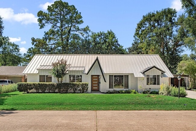 Building Photo - 10115 Moorberry Ln