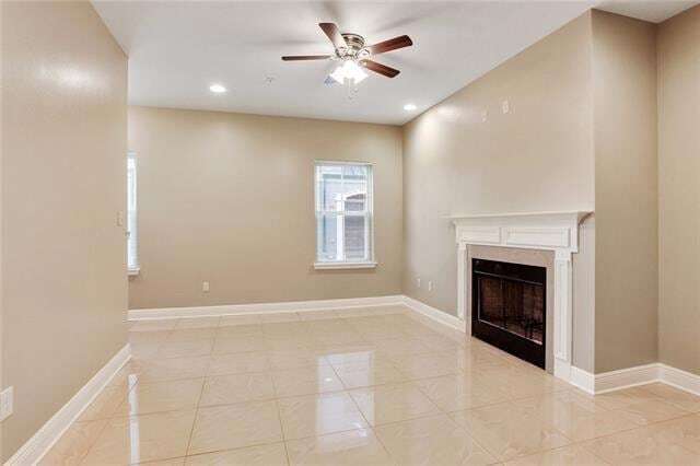 Photo - 81 Carriage Ln