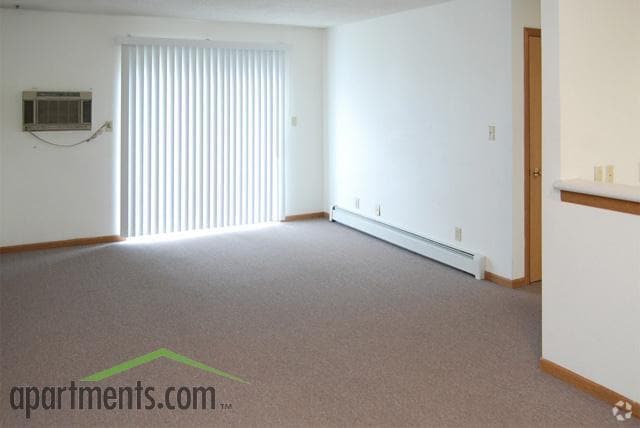Living Room - Ottumwa Heights Apartments